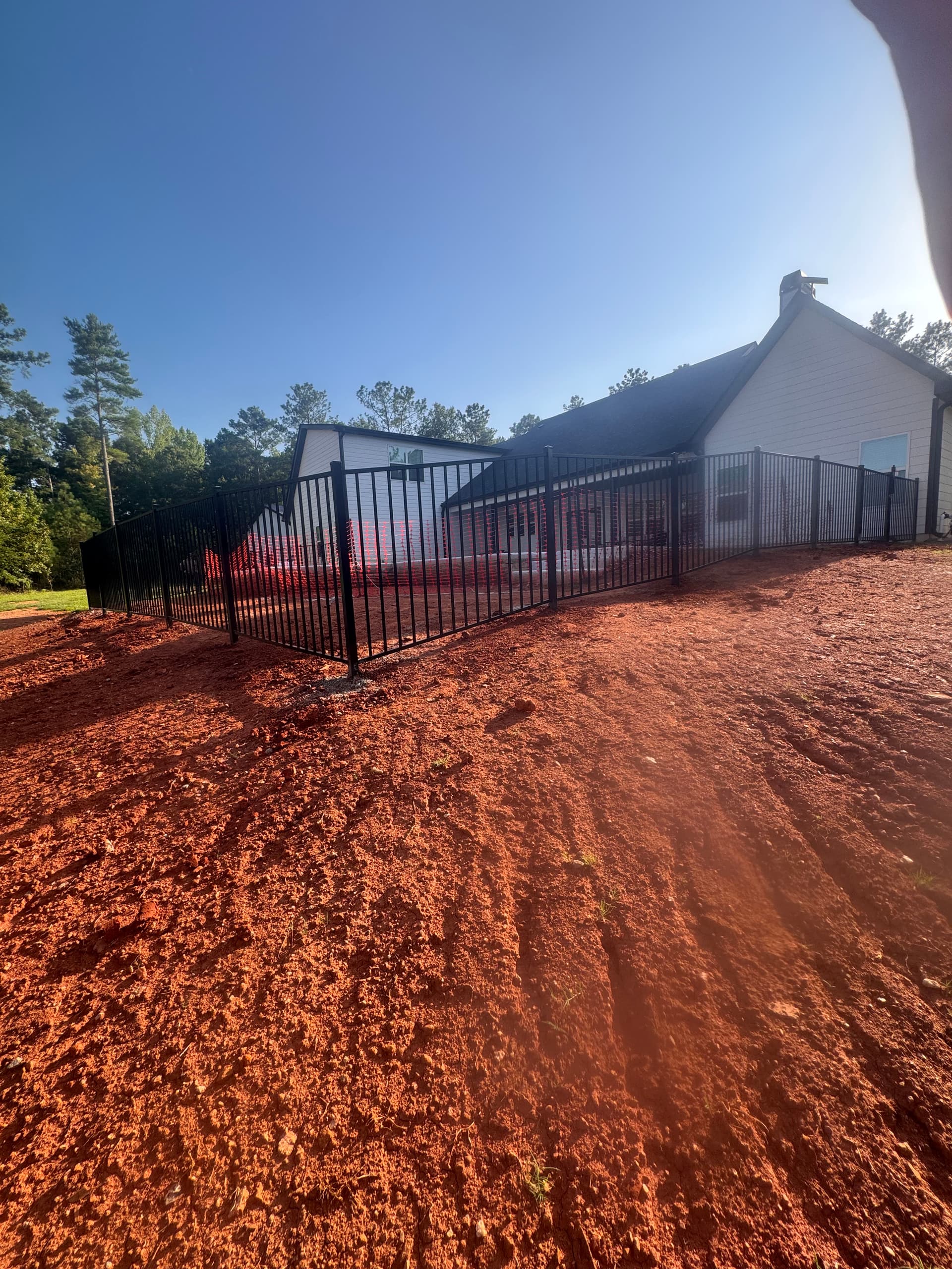Gallery photos for 120 Feet of Aluminum Pool Fencing Installed Fast: Image #1